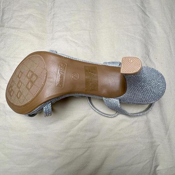 DREAM PAIRS Amore Sliver Shimmer Strappy Stiletto Women's Size 7.5 Heel 3” inch - Picture 3 of 6